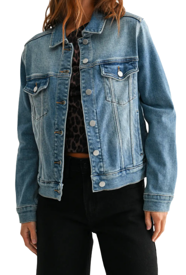Relaxed Medium Denim Classic Jacket